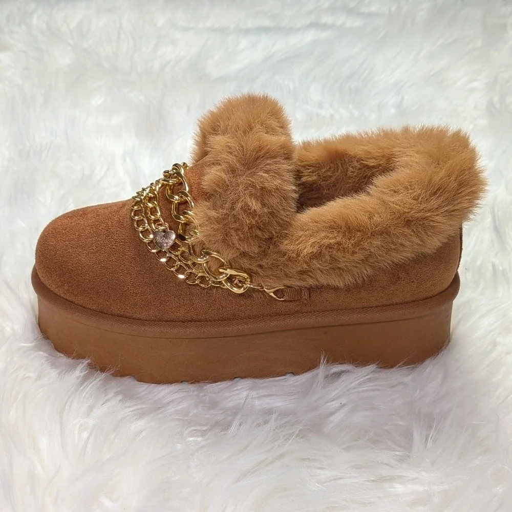 NWT Platform Faux Fur Suede Mini‎ Booties Chestnut Brown with Gold Charms Size 6